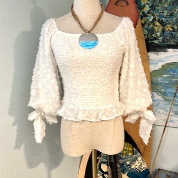 TCEC,Women's White Smocked, Square-Neck Ruffle Top, Excellent Condition,Size Med - Picture 4 of 10